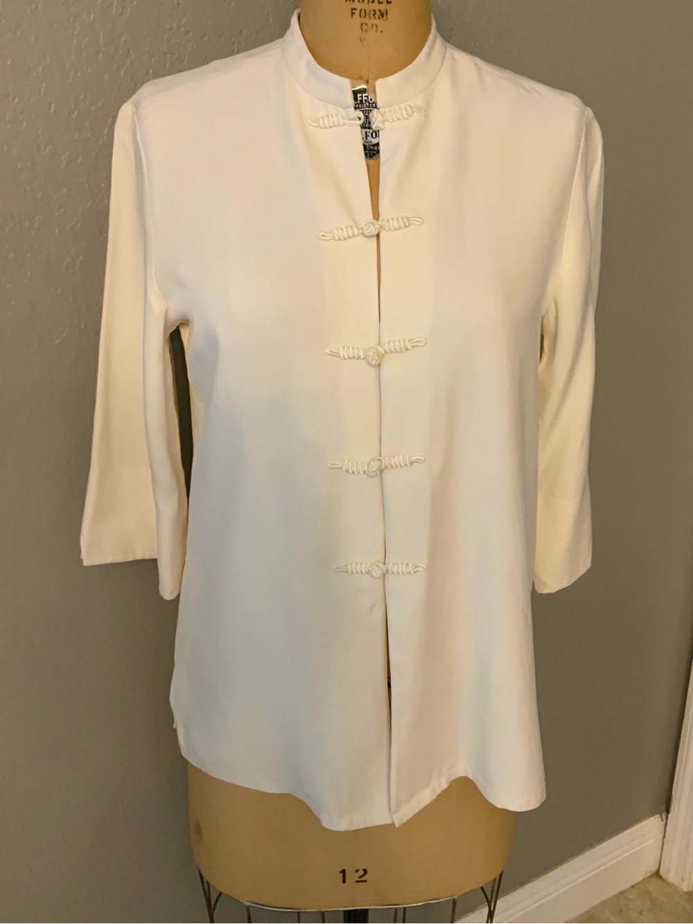 Lauren Ralph Lauren Cream Top, Mandarin Collar, Chinese Knot Frog Buttons, 100%